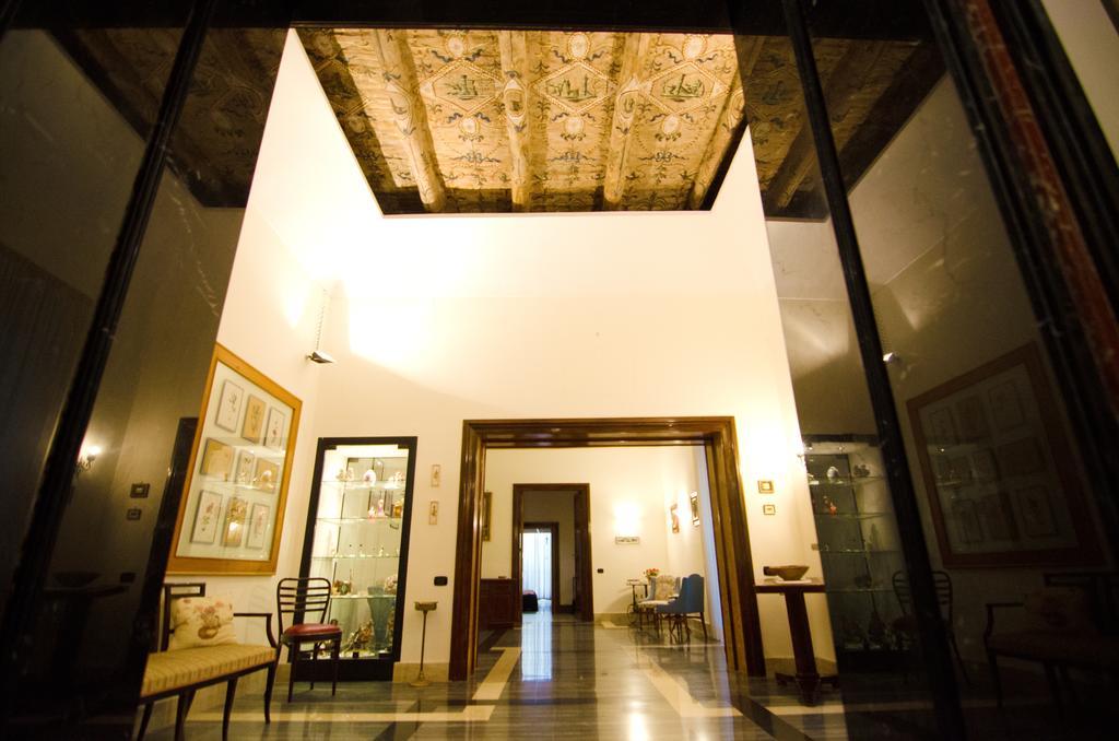 Suite Palazzo Reale Apartment Naples Exterior photo